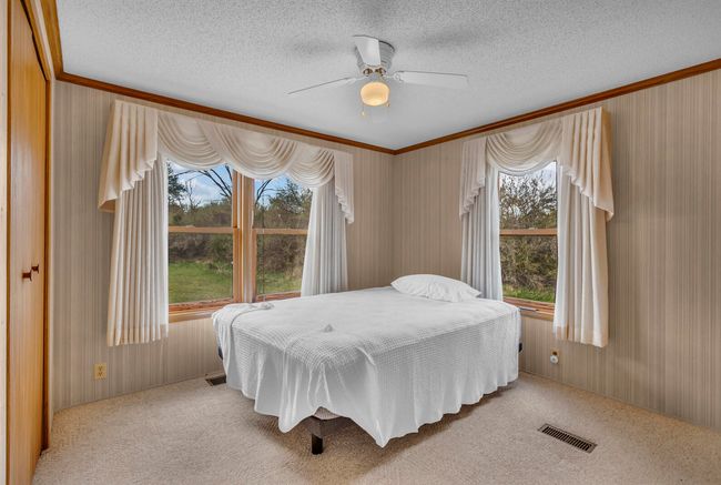 17430 Us Highway 12, House other with 2 bedrooms, 3 bathrooms and null parking in Cement City MI | Image 25