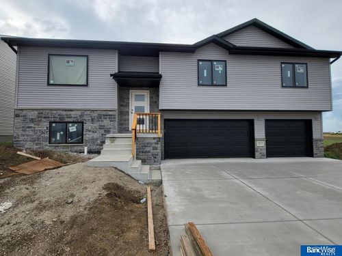 5815 Sw 9th St, Lincoln, NE, 68523-9117 | Card Image