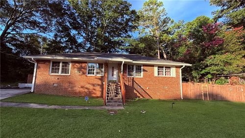 1367 Oakview Cir, Forest Park, GA, 30297-3664 | Card Image