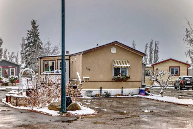268 Burroughs Circle Ne, Home with 2 bedrooms, 2 bathrooms and 2 parking in Calgary AB | Image 2