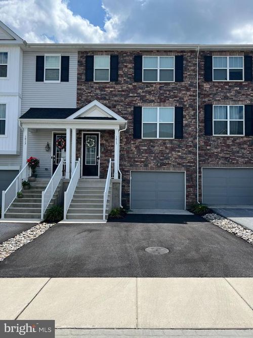 1815 Boulder Dr, DOWNINGTOWN, PA, 19335-4305 | Card Image