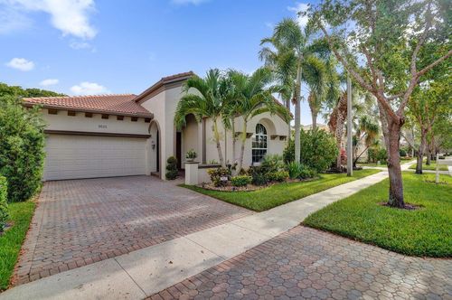 9625 Via Elegante, Wellington, FL, 33411-6554 | Card Image