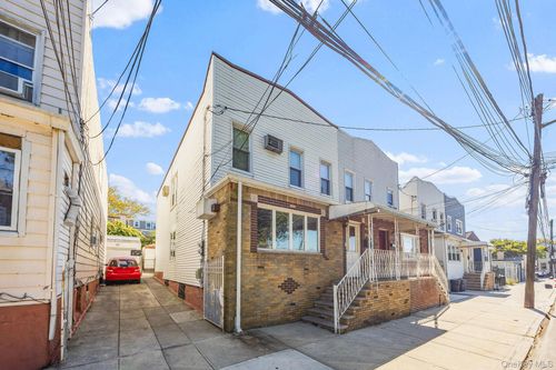 62 64th St, Middle Village, NY, 11379-1024 | Card Image