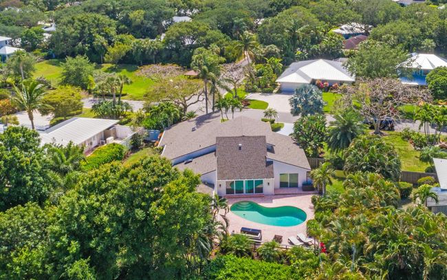 7 Lantana Ln, House other with 3 bedrooms, 3 bathrooms and null parking in Sewalls Point FL | Image 49