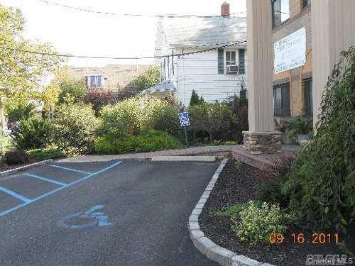 2128 Bellmore Ave, Bellmore, NY, 11710-5652 | Card Image