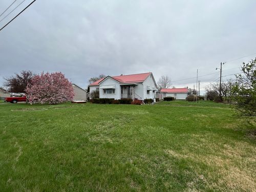 2411 S State St, Westville, IL, 61883-6043 | Card Image