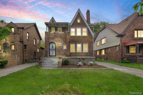 5936 Kensington Ave, Detroit, MI, 48224-3803 | Card Image