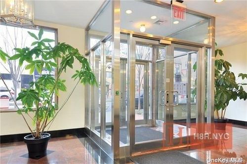 3j-40-40 75th St, Elmhurst, NY, 11373 | Card Image
