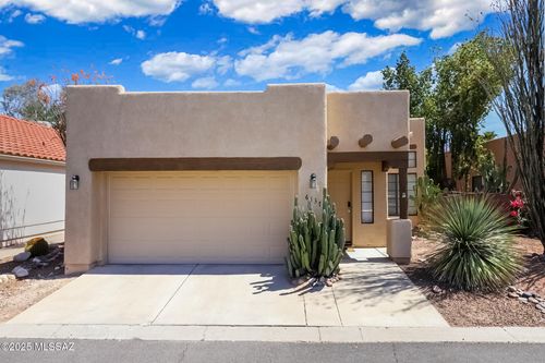 6137 N Reliance Dr, Tucson, AZ, 85704-5326 | Card Image