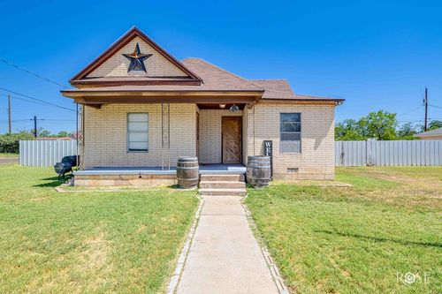 606 E 17th St, San Angelo, TX, 76903-3966 | Card Image