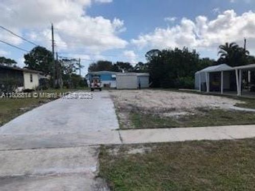 4014 Cardinal Rd, Boynton Beach, FL, 33436-2608 | Card Image