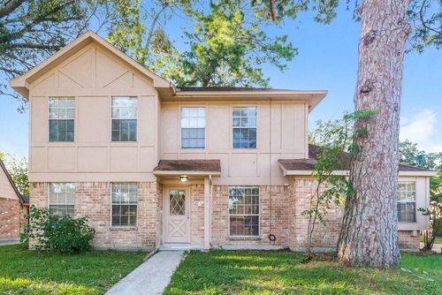 6615 Seegers Trail Dr, Houston, TX, 77066-3831 | Card Image