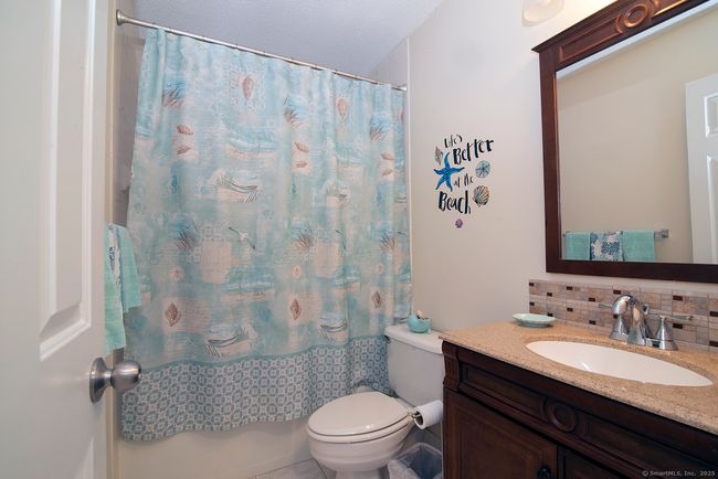 APT-306 - 1 Mansfield Grove Rd, Condo with 2 bedrooms, 2 bathrooms and null parking in East Haven CT | Image 20