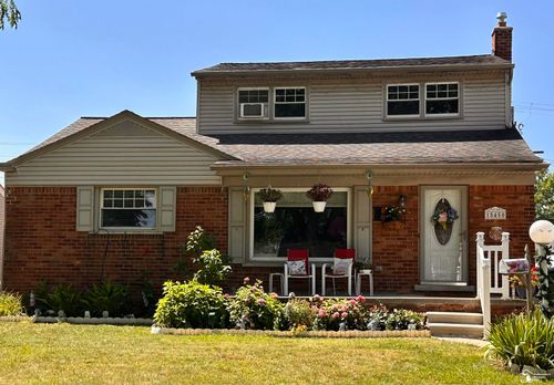 15450 Churchill Blvd, Southgate, MI, 48195-2632 | Card Image