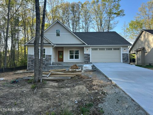 230 Thrushwood Dr, Crossville, TN, 38558-4610 | Card Image