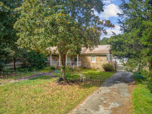 226 Smith Ln, Bowman, SC, 29018-9434 | Card Image