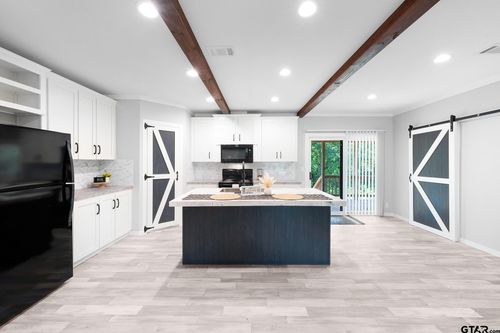 211 Private Road 3900, Gilmer, TX, 75644 | Card Image