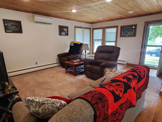 418 2 Nd Ave W, House other with 3 bedrooms, 3 bathrooms and null parking in Cresco IA | Image 11