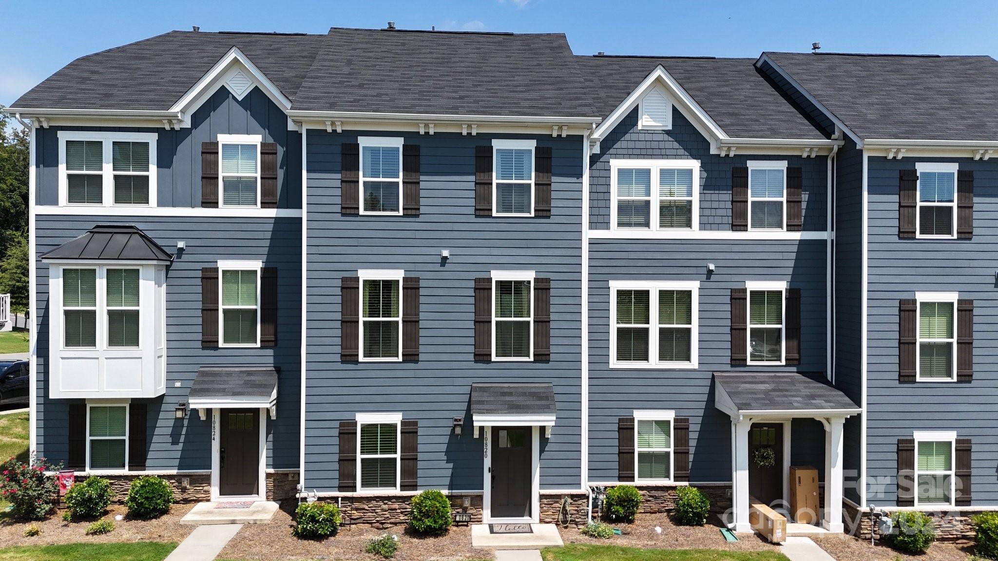 Overlook Mountain Dr, Charlotte, NC 28216