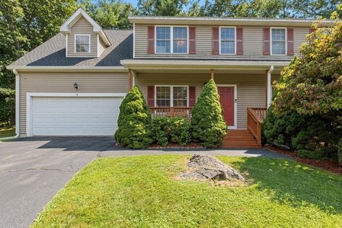 4-4 Oakes Cir, Millbury, MA, 01527-4341 | Card Image
