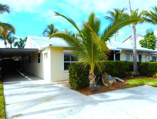 1903 Robalo Dr, Vero Beach, FL, 32960-5240 | Card Image
