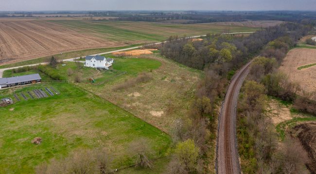 5825 G24 Hwy, Home with 7 bedrooms, 4 bathrooms and null parking in Carlisle IA | Image 28