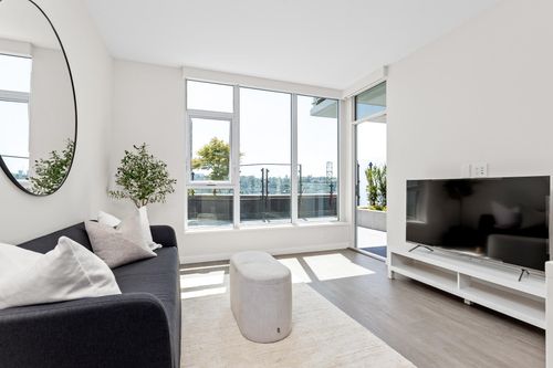 601-2186 Gilmore Ave, Burnaby, BC, V5C0N7 | Card Image