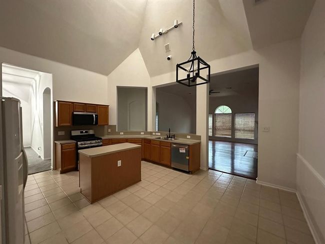 2606 Iris Ct, House other with 3 bedrooms, 3 bathrooms and 2 parking in Pearland TX | Image 16