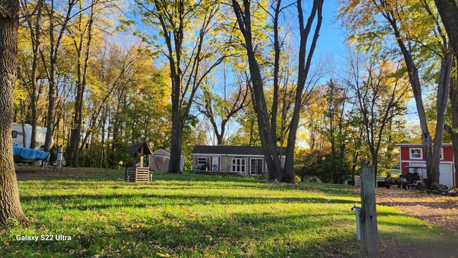 Unti 403 Fall Photo.jpg | Image 7