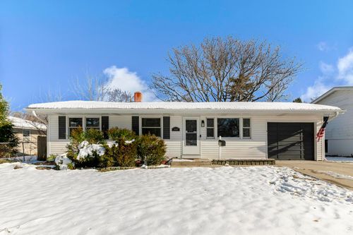 1008 S 10th Ave, St. Charles, IL, 60174-4408 | Card Image