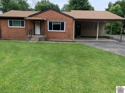 5616 Locust Way, Louisville, KY, 40229-2313 | Card Image