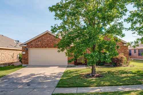 143 Meadow Crest Dr, Princeton, TX, 75407-2688 | Card Image