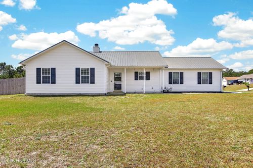 107 Jenna Rea Rd, Hubert, NC, 28539-4609 | Card Image