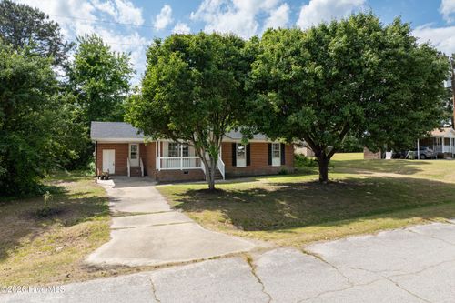10452 Village Hts, Whitakers, NC, 27891-9246 | Card Image