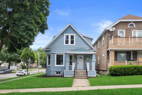 3334 W Lapham St, Milwaukee, WI, 53215-1842 | Card Image