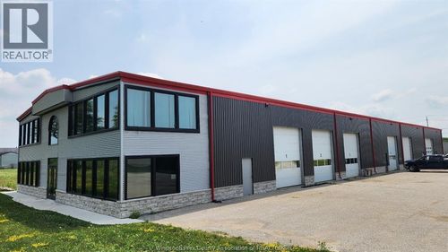 1-320 Croft Dr, Windsor, ON, N8N2L9 | Card Image