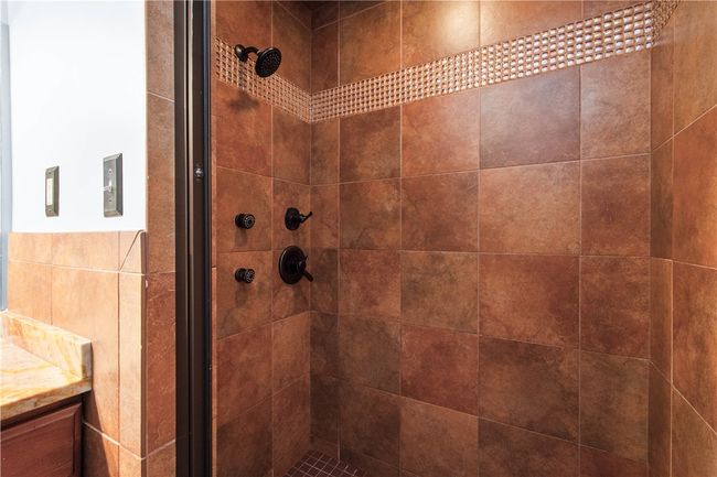 2671 Thorntree Dr, House other with 4 bedrooms, 3 bathrooms and 2 parking in Upper St. Clair PA | Image 19
