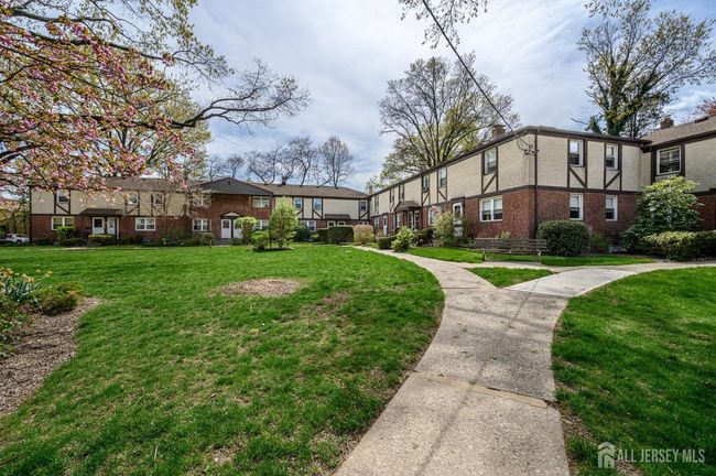 245 Newman St, Townhouse with 2 bedrooms, 1 bathrooms and null parking in Metuchen NJ | Image 26