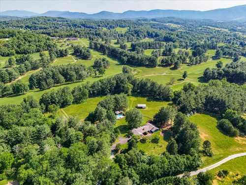 569 Sprinkle Rd, Fincastle, VA, 24090-5224 | Card Image