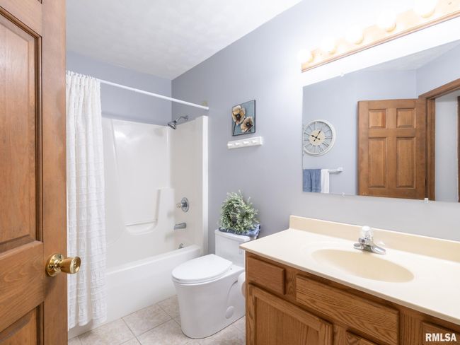 4502 S Misty Isle Pt, House other with 5 bedrooms, 3 bathrooms and null parking in Mapleton IL | Image 33