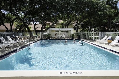 619-3960 A1a S, St Augustine, FL, 32080-4723 | Card Image