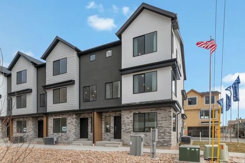 142-1443 S 440 E, Ogden, UT, 84404-3007 | Card Image