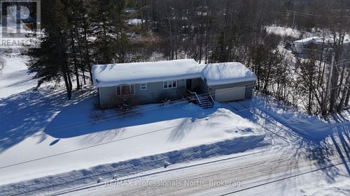 16 Anson St, Minden, ON, K0M2K0 | Card Image