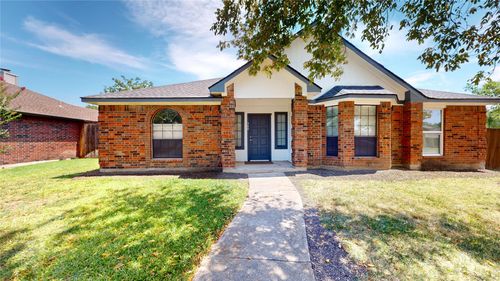 500 N Gaston Dr, Wylie, TX, 75098-4533 | Card Image