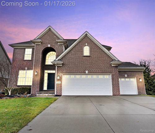 3196 Fortune Ln, Commerce Township, MI, 48390-1739 | Card Image