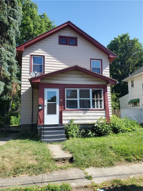 14 Willow St, Rochester, NY, 14606-2451 | Card Image