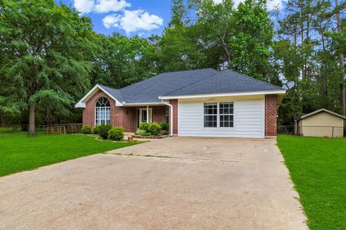 216 N Lake Dr, Livingston, TX, 77351-6025 | Card Image