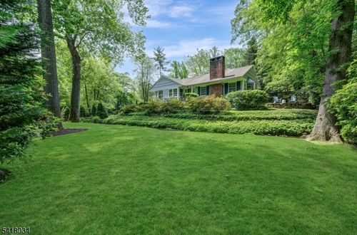272 Glen Ave, Millburn, NJ, 07041-1620 | Card Image