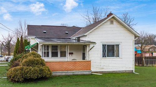 57 Elm St, Roseville, OH, 43777-1156 | Card Image