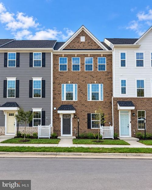 14404 Freedom Ln, MANASSAS, VA, 20112-2477 | Card Image